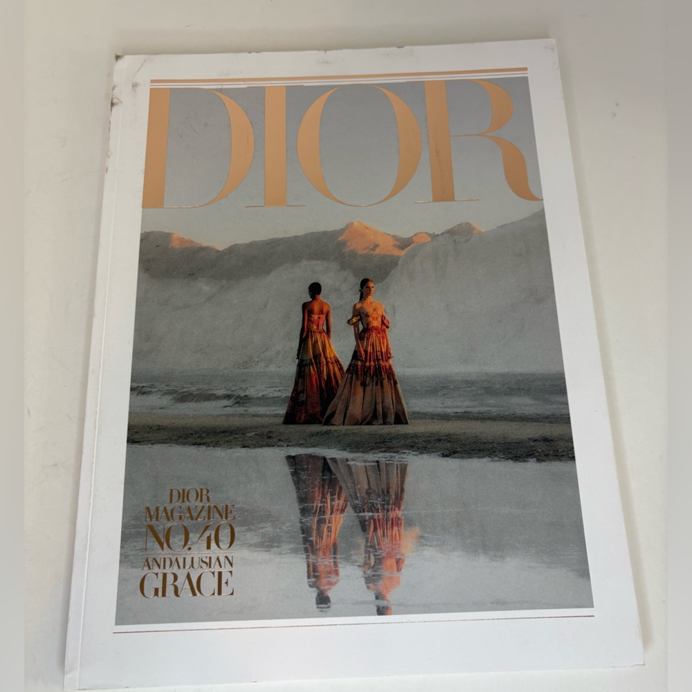 DIOR Winter 2022 Magazine
